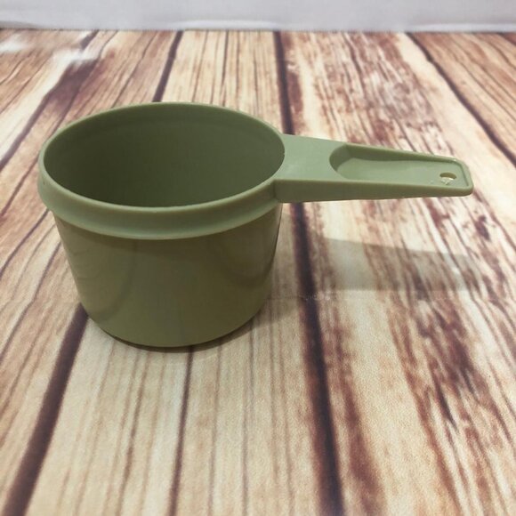 Vintage Tupperware Avocado Green Nesting Measuring Cup 3/4 CUP Replacement 762-5 - Picture 5 of 12